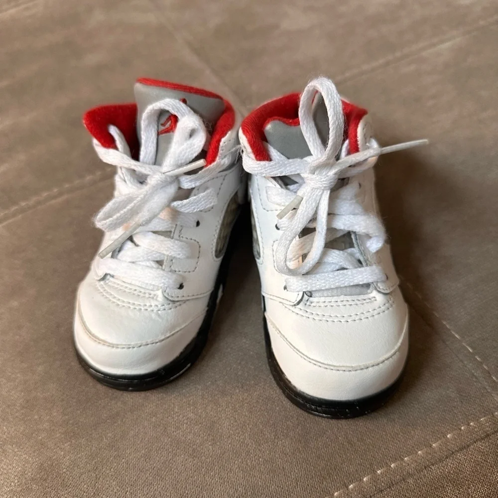 Nike White and Red High-Top Sneakers for Basketball